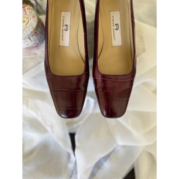 Etienne Aigner Burgundy Croc-Embossed Heels, Classic Vintage Style - Picture 7 of 12